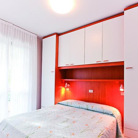 Residenza Ibsen Apartment Lignano Sabbiadoro Room photo