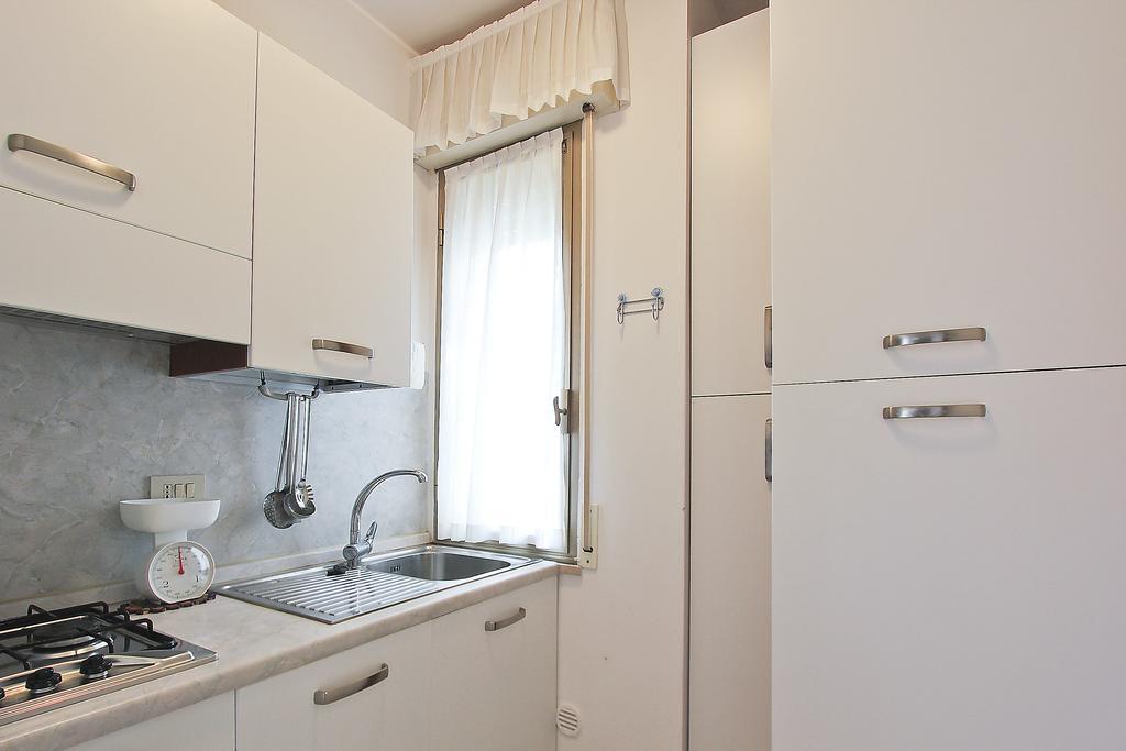 Residenza Ibsen Apartment Lignano Sabbiadoro Room photo